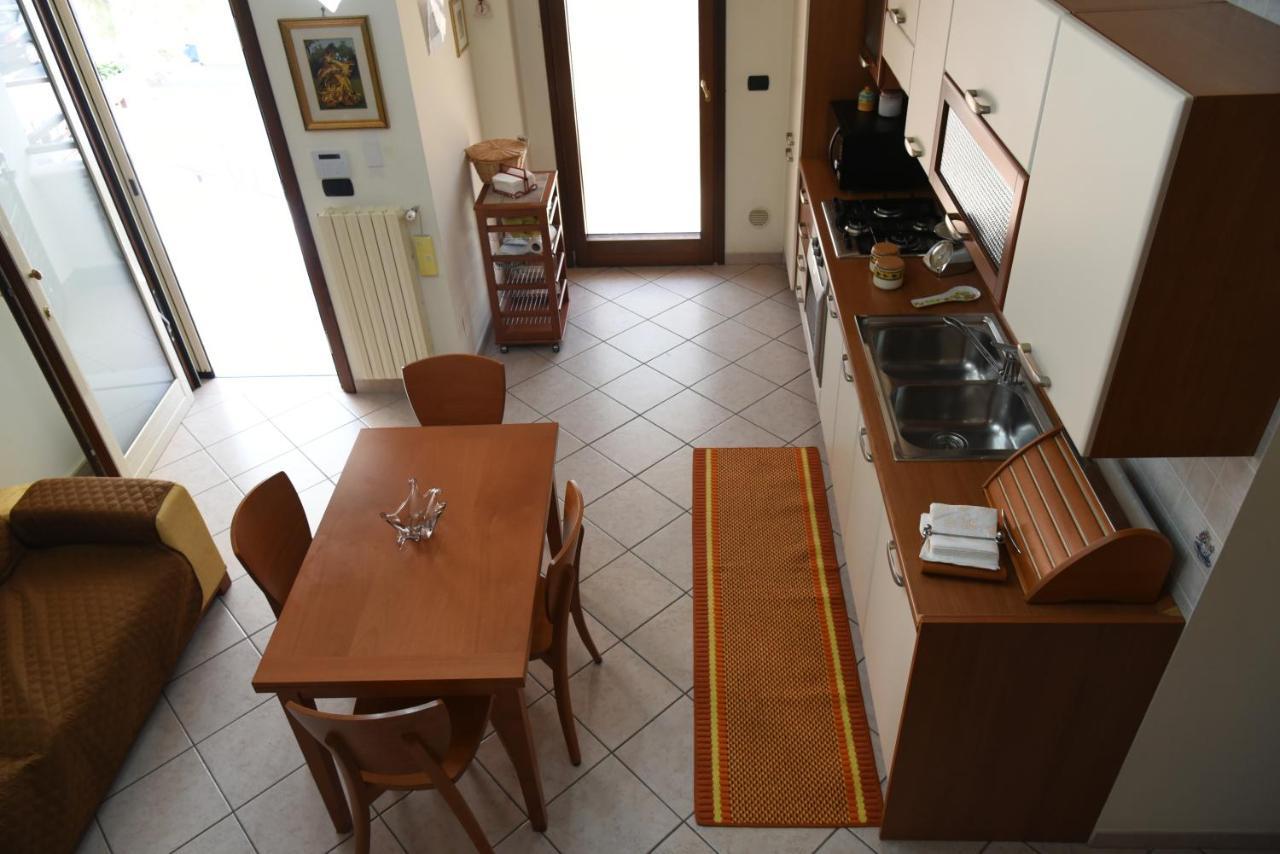 Villa Mamitas - Terrazza Panoramica - Box Privato - Servizio Spiaggia Siponto Buitenkant foto