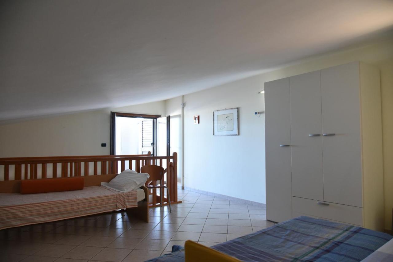 Villa Mamitas - Terrazza Panoramica - Box Privato - Servizio Spiaggia Siponto Buitenkant foto